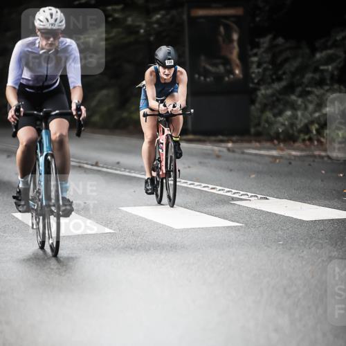 13.09.2026 - Stadtparktriathlon H.Heesch http://msf.ph/oto/10362135 13.09.2026 11:18:28 Radfahren 647, 730, 792, 801, 820, 821 meine-sportfotos.de