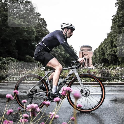 13.09.2026 - Stadtparktriathlon H.Heesch http://msf.ph/oto/10362138 13.09.2026 12:21:03 Radfahren 979, 1015, 1061, 1080, 1105 meine-sportfotos.de