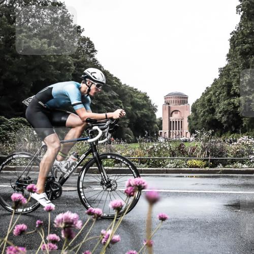 13.09.2026 - Stadtparktriathlon H.Heesch http://msf.ph/oto/10362149 13.09.2026 12:21:07 Radfahren 1015, 1061, 1176 meine-sportfotos.de