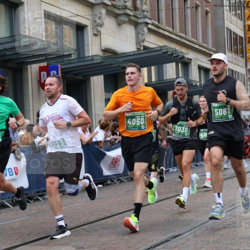 13.09.2026 - 21. swb-Marathon Bremen Strokosch-Dieckow http://msf.ph/oto/10362160 13.09.2026 13:36:24 Ziel 164, 551, 813, 843, 1936, 2275, 2467, 2673, 2731, 2819, 2823, 3067, 3541, 3585, 3635, 3815, 3874, 3998, 4006, 4050, 4182, 4216, 4304, 4335, 4414, 4676, 4892, 5061, 5236, 5355, 5447, 5656, 5781, 5823, 6050, 6280, 6340, 6408, 6516, 6527, 6568, 6966, 7039, 7229, 7237, 7249, 7344, 7640, 7656, 7765, 7808, 8498, 8685, 8723, 8790, 8905, 9658, 9776, 9807, 10068, 10070, 372, 563, 900, 1072, 1738, 1867, 1880, 2339, 2692, 2700, 2931, 2949, 3224, 3291, 3489, 6982 meine-sportfotos.de