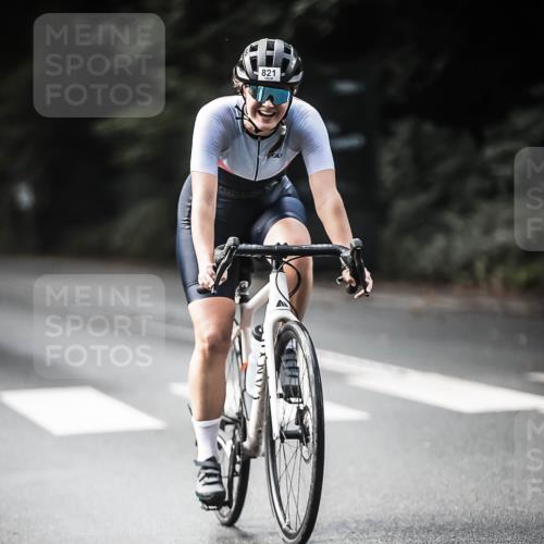13.09.2026 - Stadtparktriathlon H.Heesch http://msf.ph/oto/10362202 13.09.2026 11:18:33 Radfahren 573, 610, 647, 718, 730, 786, 792, 820, 821 meine-sportfotos.de