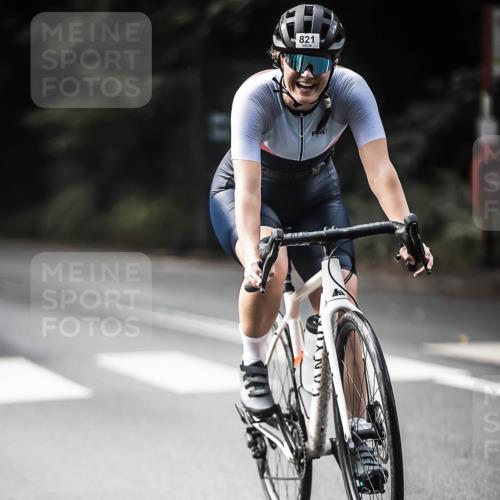 13.09.2026 - Stadtparktriathlon H.Heesch http://msf.ph/oto/10362216 13.09.2026 11:18:33 Radfahren 573, 610, 647, 718, 730, 786, 792, 820, 821 meine-sportfotos.de