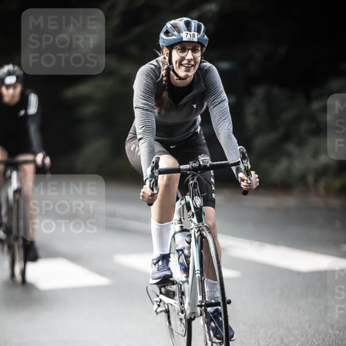 13.09.2026 - Stadtparktriathlon H.Heesch http://msf.ph/oto/10362233 13.09.2026 11:18:35 Radfahren 573, 610, 647, 718, 730, 786, 820, 821 meine-sportfotos.de