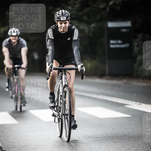 13.09.2026 - Stadtparktriathlon H.Heesch http://msf.ph/oto/10362244 13.09.2026 11:18:36 Radfahren 573, 610, 647, 718, 786, 820, 821 meine-sportfotos.de