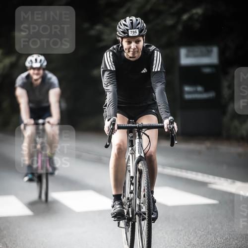 13.09.2026 - Stadtparktriathlon H.Heesch http://msf.ph/oto/10362254 13.09.2026 11:18:36 Radfahren 573, 610, 647, 718, 786, 820, 821 meine-sportfotos.de