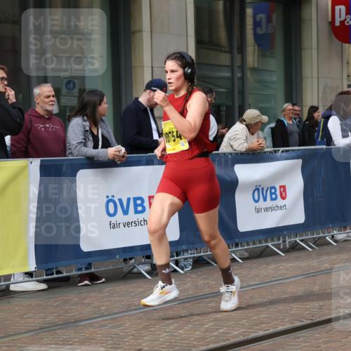 13.09.2026 - 21. swb-Marathon Bremen Strokosch-Dieckow http://msf.ph/oto/10362271 13.09.2026 11:23:11 Ziel 10754, 10925, 11266, 11663, 12340, 12440, 10349, 10754, 12083 meine-sportfotos.de