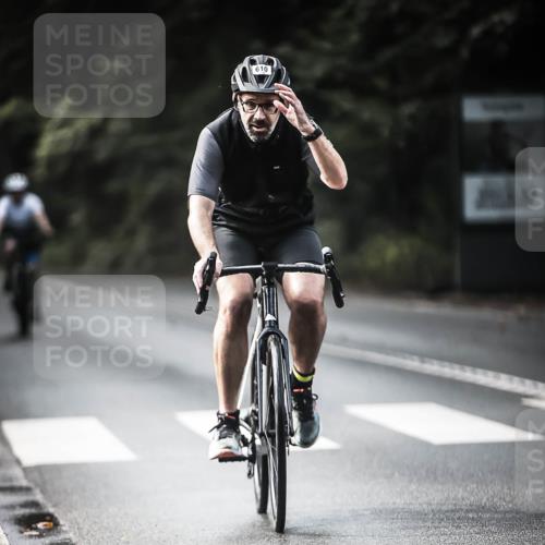 13.09.2026 - Stadtparktriathlon H.Heesch http://msf.ph/oto/10362299 13.09.2026 11:18:39 Radfahren 573, 610, 718, 754, 786, 821 meine-sportfotos.de
