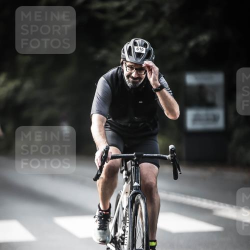 13.09.2026 - Stadtparktriathlon H.Heesch http://msf.ph/oto/10362313 13.09.2026 11:18:39 Radfahren 573, 610, 718, 754, 786, 821 meine-sportfotos.de