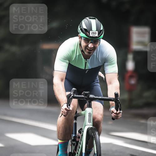 13.09.2026 - Stadtparktriathlon H.Heesch http://msf.ph/oto/10362314 13.09.2026 10:04:48 Radfahren 246, 260, 320 meine-sportfotos.de