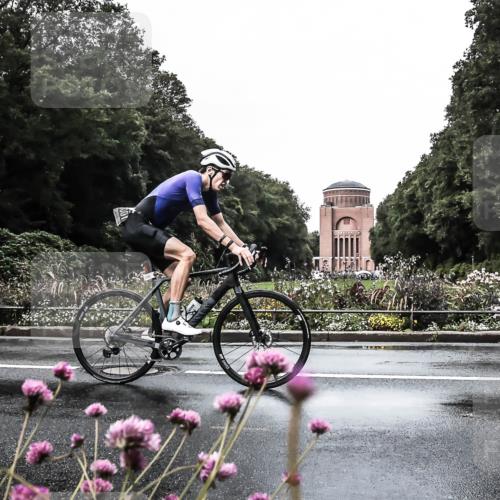 13.09.2026 - Stadtparktriathlon H.Heesch http://msf.ph/oto/10362317 13.09.2026 12:22:12 Radfahren 854, 1006, 1050, 1100 meine-sportfotos.de