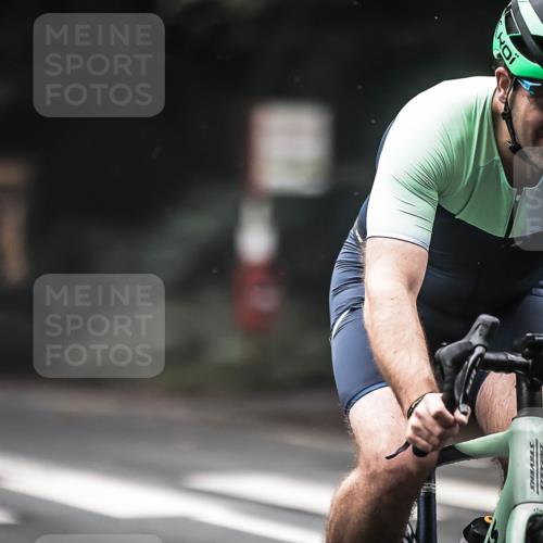 13.09.2026 - Stadtparktriathlon H.Heesch http://msf.ph/oto/10362328 13.09.2026 10:04:48 Radfahren 246, 260, 320 meine-sportfotos.de
