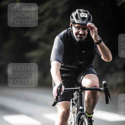 13.09.2026 - Stadtparktriathlon H.Heesch http://msf.ph/oto/10362330 13.09.2026 11:18:39 Radfahren 573, 610, 718, 754, 786, 821 meine-sportfotos.de