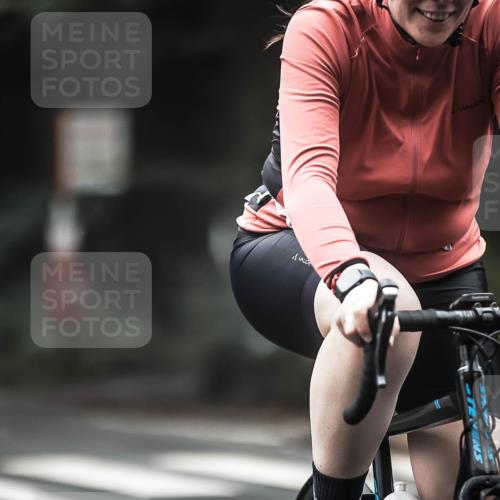 13.09.2026 - Stadtparktriathlon H.Heesch http://msf.ph/oto/10362378 13.09.2026 10:04:57 Radfahren 231, 246, 311 meine-sportfotos.de