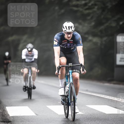13.09.2026 - Stadtparktriathlon H.Heesch http://msf.ph/oto/10362382 13.09.2026 10:05:04 Radfahren 258, 311, 312 meine-sportfotos.de