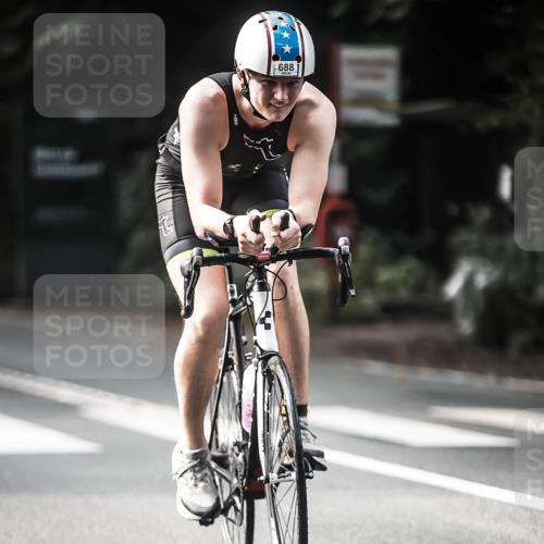 13.09.2026 - Stadtparktriathlon H.Heesch http://msf.ph/oto/10362413 13.09.2026 11:18:49 Radfahren 603, 688, 754 meine-sportfotos.de