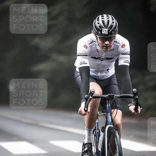13.09.2026 - Stadtparktriathlon H.Heesch http://msf.ph/oto/10362423 13.09.2026 10:05:06 Radfahren 258, 311, 312 meine-sportfotos.de