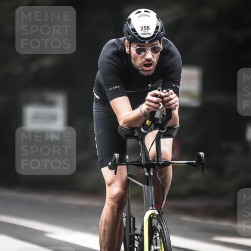 13.09.2026 - Stadtparktriathlon H.Heesch http://msf.ph/oto/10362449 13.09.2026 10:05:08 Radfahren 258, 300, 311, 312, 333 meine-sportfotos.de