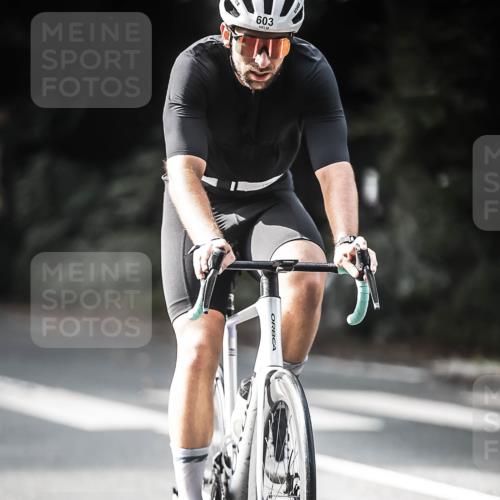 13.09.2026 - Stadtparktriathlon H.Heesch http://msf.ph/oto/10362482 13.09.2026 11:18:52 Radfahren 603, 685, 688, 694 meine-sportfotos.de