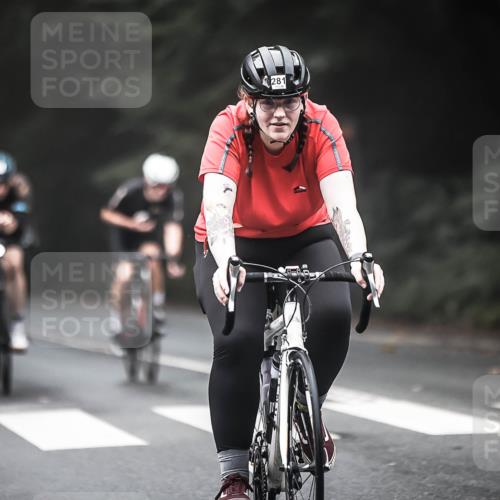 13.09.2026 - Stadtparktriathlon H.Heesch http://msf.ph/oto/10362504 13.09.2026 10:05:17 Radfahren 213, 262, 264, 281, 300, 322, 333 meine-sportfotos.de