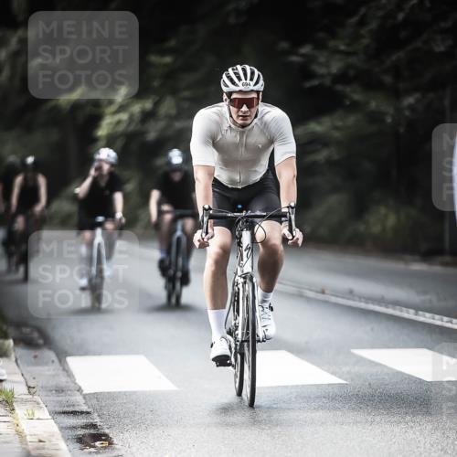 13.09.2026 - Stadtparktriathlon H.Heesch http://msf.ph/oto/10362523 13.09.2026 11:18:57 Radfahren 524, 603, 685, 694, 710, 721, 726, 778 meine-sportfotos.de