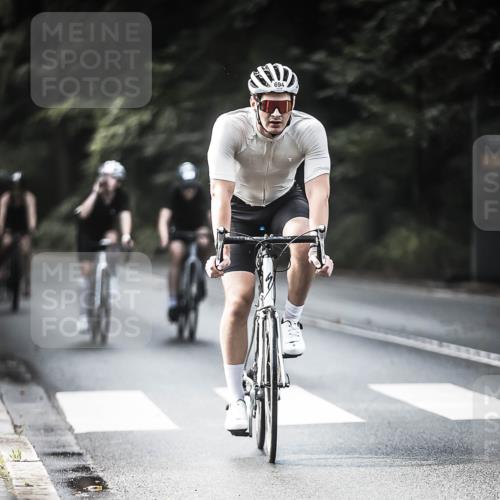 13.09.2026 - Stadtparktriathlon H.Heesch http://msf.ph/oto/10362528 13.09.2026 11:18:57 Radfahren 524, 603, 685, 694, 710, 721, 726, 778 meine-sportfotos.de