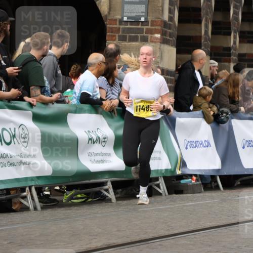 13.09.2026 - 21. swb-Marathon Bremen Strokosch-Dieckow http://msf.ph/oto/10362540 13.09.2026 10:58:52 Ziel 10878, 10879, 11004, 11030, 11152, 11189, 11384, 11403, 11455, 11686, 11750, 11953, 11955, 12180, 12237, 12320, 12499, 12505, 12518, 10383, 10415, 10427, 10477, 10787, 10843, 11034, 11267, 11278, 11602, 11913, 12015, 12127, 12130, 12131, 12271, 12297, 12414 meine-sportfotos.de