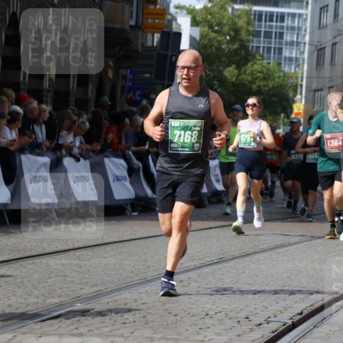 13.09.2026 - 21. swb-Marathon Bremen Strokosch-Dieckow http://msf.ph/oto/10362542 13.09.2026 13:34:30 Ziel 1364, 2355, 2464, 3162, 3632, 3636, 3790, 3984, 4613, 5147, 5265, 5341, 5489, 5768, 6090, 6350, 6405, 6509, 7047, 7113, 7303, 7696, 7897, 7988, 8870, 8910, 9094, 9100, 9402, 9905, 10058, 13118, 1395, 1871, 1967, 2831, 3052, 3058, 3388, 3765, 3842, 4537, 5378, 5488, 5694, 5760, 6128, 6168, 6244, 7168, 7833, 8182, 8381, 8453, 8493, 8552, 8683, 9751, 9788 meine-sportfotos.de