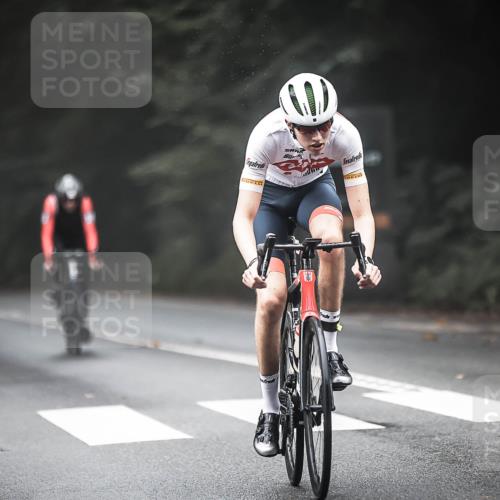 13.09.2026 - Stadtparktriathlon H.Heesch http://msf.ph/oto/10362555 13.09.2026 10:05:23 Radfahren 225, 238, 242, 262, 264, 281, 322 meine-sportfotos.de