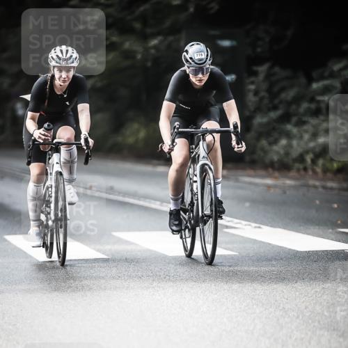 13.09.2026 - Stadtparktriathlon H.Heesch http://msf.ph/oto/10362563 13.09.2026 11:18:59 Radfahren 524, 685, 694, 710, 721, 726, 778, 817 meine-sportfotos.de