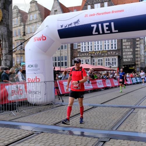 13.09.2026 - 21. swb-Marathon Bremen Tim E. http://msf.ph/oto/10362566 13.09.2026 13:00:07 Ziel 126, 277, 807, 1320, 1485, 1852, 6557, 8850, 9153 meine-sportfotos.de