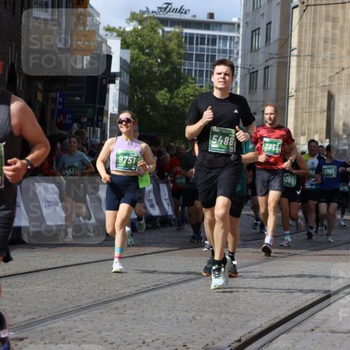 13.09.2026 - 21. swb-Marathon Bremen Strokosch-Dieckow http://msf.ph/oto/10362601 13.09.2026 13:34:31 Ziel 911, 1364, 2355, 2464, 3162, 3214, 3632, 3636, 3790, 3984, 4112, 4613, 5147, 5265, 5341, 5489, 5768, 6090, 6350, 6405, 6509, 7047, 7113, 7303, 7696, 7897, 7988, 8870, 8910, 9094, 9100, 9402, 9905, 10058, 13118, 1395, 1871, 1967, 2831, 3052, 3058, 3380, 3388, 3765, 3842, 4537, 5378, 5488, 5694, 5760, 6128, 6168, 6244, 7833, 8182, 8453, 8493, 8552, 8683, 9751, 9788 meine-sportfotos.de