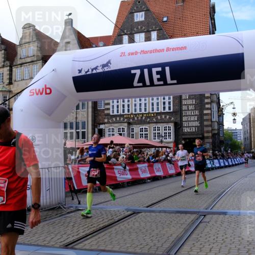 13.09.2026 - 21. swb-Marathon Bremen Tim E. http://msf.ph/oto/10362626 13.09.2026 13:00:09 Ziel 807, 1320, 1485, 6557, 8850, 9153 meine-sportfotos.de