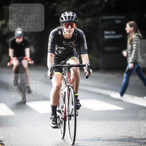13.09.2026 - Stadtparktriathlon H.Heesch http://msf.ph/oto/10362673 13.09.2026 11:19:03 Radfahren 524, 598, 694, 710, 721, 726, 778, 817 meine-sportfotos.de