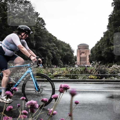 13.09.2026 - Stadtparktriathlon H.Heesch http://msf.ph/oto/10362682 13.09.2026 12:25:04 Radfahren 887, 1168 meine-sportfotos.de
