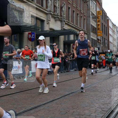 13.09.2026 - 21. swb-Marathon Bremen Strokosch-Dieckow http://msf.ph/oto/10362691 13.09.2026 13:36:37 Ziel 551, 813, 843, 950, 1285, 1641, 1849, 1936, 1991, 2241, 2275, 2930, 3122, 3541, 3635, 3787, 3874, 3909, 3998, 4261, 4335, 4410, 4448, 4892, 5236, 5355, 5447, 5823, 6050, 6056, 6269, 6280, 6408, 6431, 6629, 6961, 6966, 7046, 7229, 7237, 7398, 7445, 7640, 7937, 8034, 8498, 8685, 8839, 9310, 9317, 9331, 9415, 9589, 9658, 9807, 9840, 164, 372, 900, 1738, 1880, 2467, 2673, 2692, 2700, 2731, 2819, 2823, 3067, 3585, 3815, 4006, 4050 meine-sportfotos.de