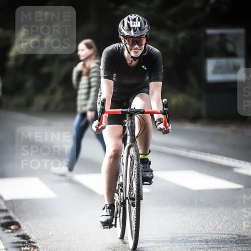 13.09.2026 - Stadtparktriathlon H.Heesch http://msf.ph/oto/10362699 13.09.2026 11:19:05 Radfahren 524, 598, 710, 721, 726, 778, 817 meine-sportfotos.de