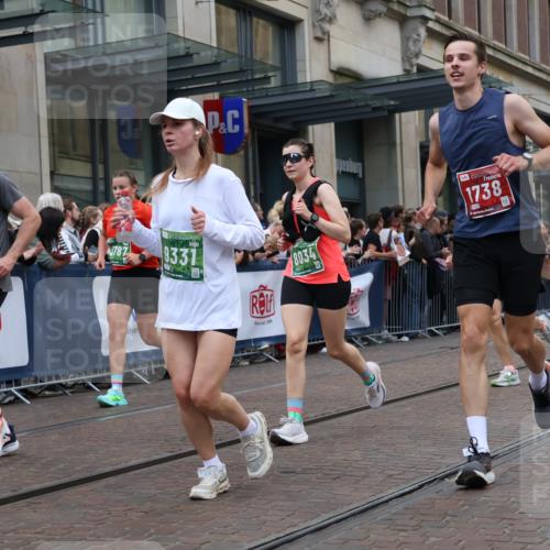 13.09.2026 - 21. swb-Marathon Bremen Strokosch-Dieckow http://msf.ph/oto/10362706 13.09.2026 13:36:37 Ziel 551, 813, 843, 950, 1285, 1641, 1849, 1936, 1991, 2241, 2275, 2930, 3122, 3541, 3635, 3787, 3874, 3909, 3998, 4261, 4335, 4410, 4448, 4892, 5236, 5355, 5447, 5823, 6050, 6056, 6269, 6280, 6408, 6431, 6629, 6961, 6966, 7046, 7229, 7237, 7398, 7445, 7640, 7937, 8034, 8498, 8685, 8839, 9310, 9317, 9331, 9415, 9589, 9658, 9807, 9840, 164, 372, 900, 1738, 1880, 2467, 2673, 2692, 2700, 2731, 2819, 2823, 3067, 3585, 3815, 4006, 4050 meine-sportfotos.de