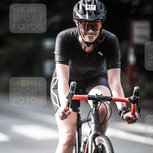 13.09.2026 - Stadtparktriathlon H.Heesch http://msf.ph/oto/10362729 13.09.2026 11:19:05 Radfahren 524, 598, 710, 721, 726, 778, 817 meine-sportfotos.de