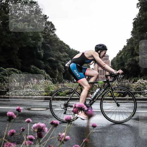 13.09.2026 - Stadtparktriathlon H.Heesch http://msf.ph/oto/10362745 13.09.2026 12:25:20 Radfahren 1048, 1085, 1104, 1124 meine-sportfotos.de