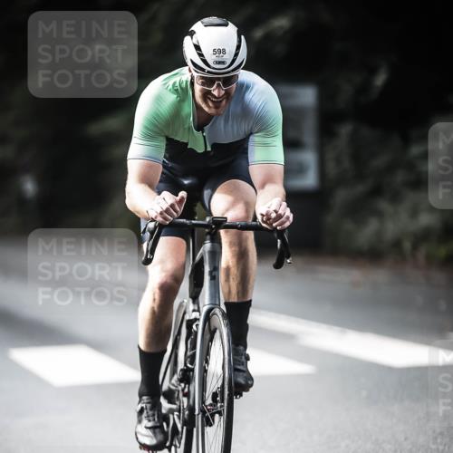 13.09.2026 - Stadtparktriathlon H.Heesch http://msf.ph/oto/10362775 13.09.2026 11:19:08 Radfahren 524, 598, 706, 726, 731, 769, 817 meine-sportfotos.de