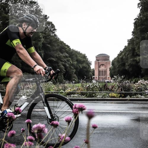 13.09.2026 - Stadtparktriathlon H.Heesch http://msf.ph/oto/10362788 13.09.2026 12:25:43 Radfahren 951, 974 meine-sportfotos.de