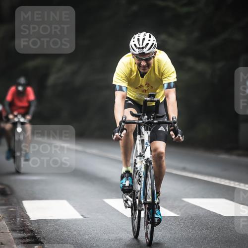 13.09.2026 - Stadtparktriathlon H.Heesch http://msf.ph/oto/10362791 13.09.2026 10:06:24 Radfahren 276, 299 meine-sportfotos.de