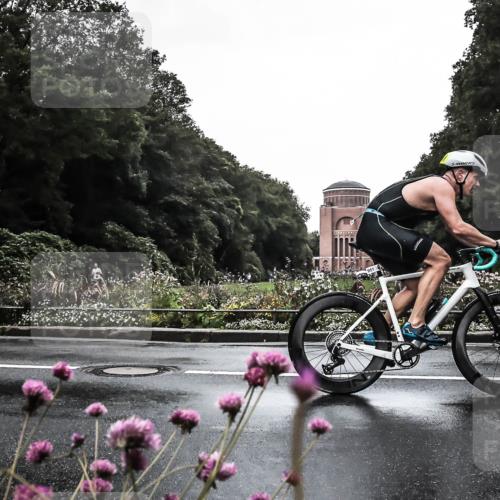 13.09.2026 - Stadtparktriathlon H.Heesch http://msf.ph/oto/10362796 13.09.2026 12:25:44 Radfahren 951, 974, 1097 meine-sportfotos.de