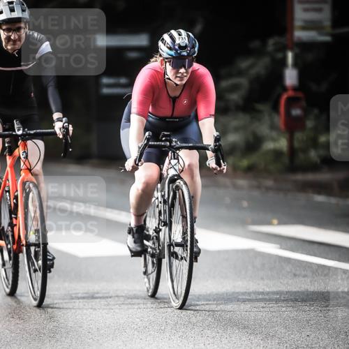 13.09.2026 - Stadtparktriathlon H.Heesch http://msf.ph/oto/10362804 13.09.2026 11:19:11 Radfahren 598, 706, 731, 769, 817 meine-sportfotos.de