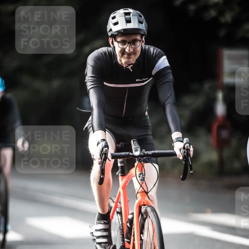13.09.2026 - Stadtparktriathlon H.Heesch http://msf.ph/oto/10362819 13.09.2026 11:19:12 Radfahren 598, 706, 731, 769 meine-sportfotos.de