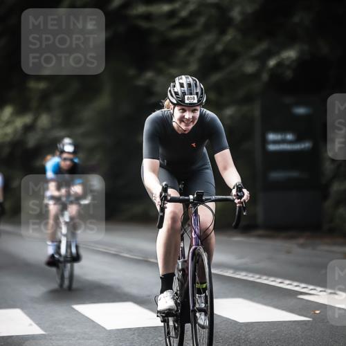 13.09.2026 - Stadtparktriathlon H.Heesch http://msf.ph/oto/10362860 13.09.2026 11:19:28 Radfahren 600, 709, 733, 789, 808, 822 meine-sportfotos.de