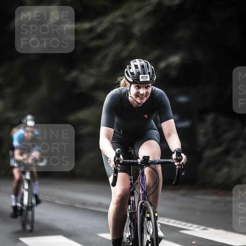 13.09.2026 - Stadtparktriathlon H.Heesch http://msf.ph/oto/10362873 13.09.2026 11:19:28 Radfahren 600, 709, 733, 789, 808, 822 meine-sportfotos.de