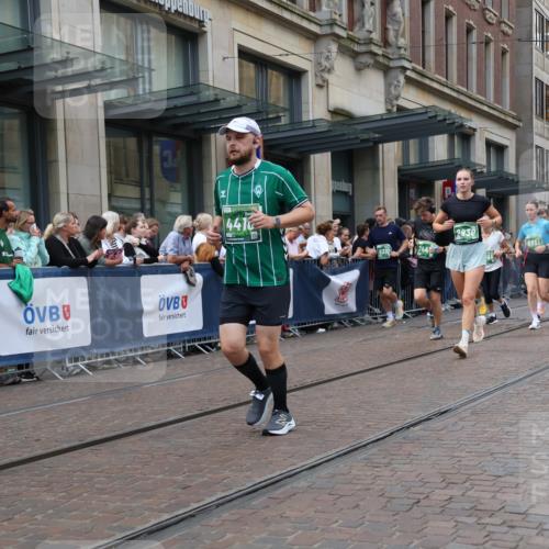 13.09.2026 - 21. swb-Marathon Bremen Strokosch-Dieckow http://msf.ph/oto/10362875 13.09.2026 13:36:41 Ziel 551, 813, 843, 950, 1285, 1641, 1849, 1854, 1991, 2241, 2275, 2531, 2930, 3122, 3541, 3635, 3732, 3787, 3874, 3894, 3909, 3998, 4261, 4335, 4410, 4448, 4932, 4947, 5236, 5355, 5447, 5547, 5577, 5823, 6046, 6056, 6269, 6408, 6431, 6629, 6961, 6966, 7006, 7046, 7398, 7445, 7640, 7937, 8034, 8443, 8458, 8498, 8685, 8839, 9140, 9310, 9317, 9331, 9415, 9589, 9807, 9840, 13077, 164, 372, 900, 1738, 1880, 1936, 2467, 2673, 2692, 2700, 2731, 2819, 2823, 3067, 3585, 3815, 4006, 4050 meine-sportfotos.de