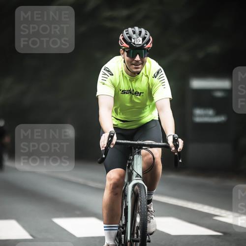 13.09.2026 - Stadtparktriathlon H.Heesch http://msf.ph/oto/10362945 13.09.2026 10:06:52 Radfahren 285, 290, 306, 328 meine-sportfotos.de