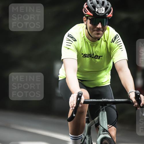 13.09.2026 - Stadtparktriathlon H.Heesch http://msf.ph/oto/10362960 13.09.2026 10:06:52 Radfahren 285, 290, 306, 328 meine-sportfotos.de